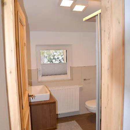 Waldcafe - Das Chalet Am See Apartment