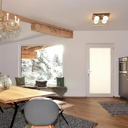 Apartment Waldcafe - Das Chalet Am See Imst