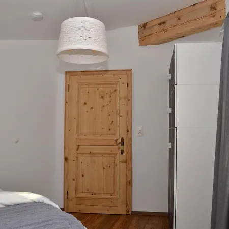 Waldcafe - Das Chalet Am See Imst